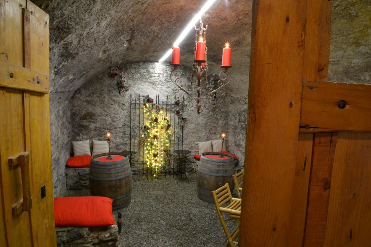 Chez Constance Hotell Saillon Eksteriør bilde
